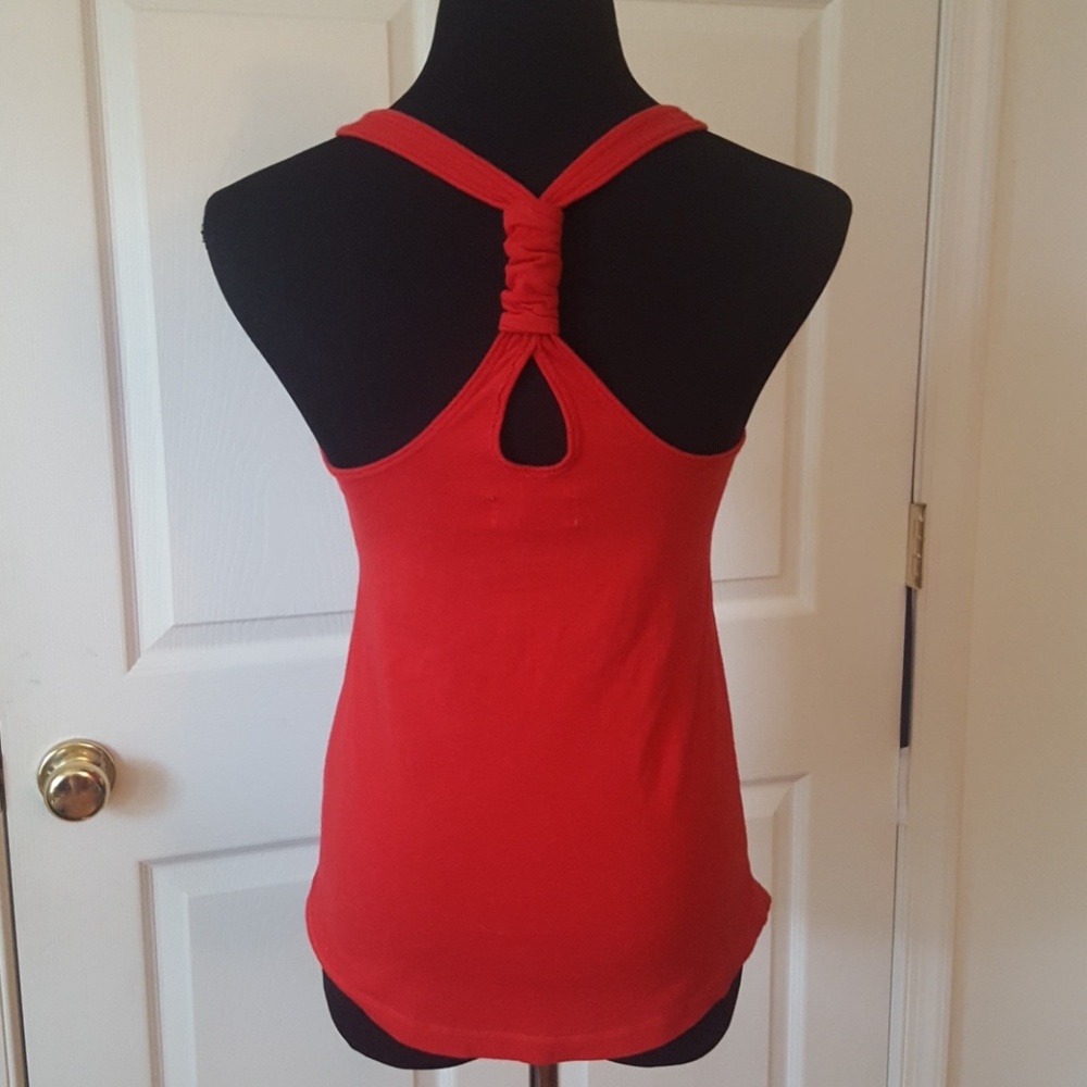 Hollister Tank w/ Cross-Cross